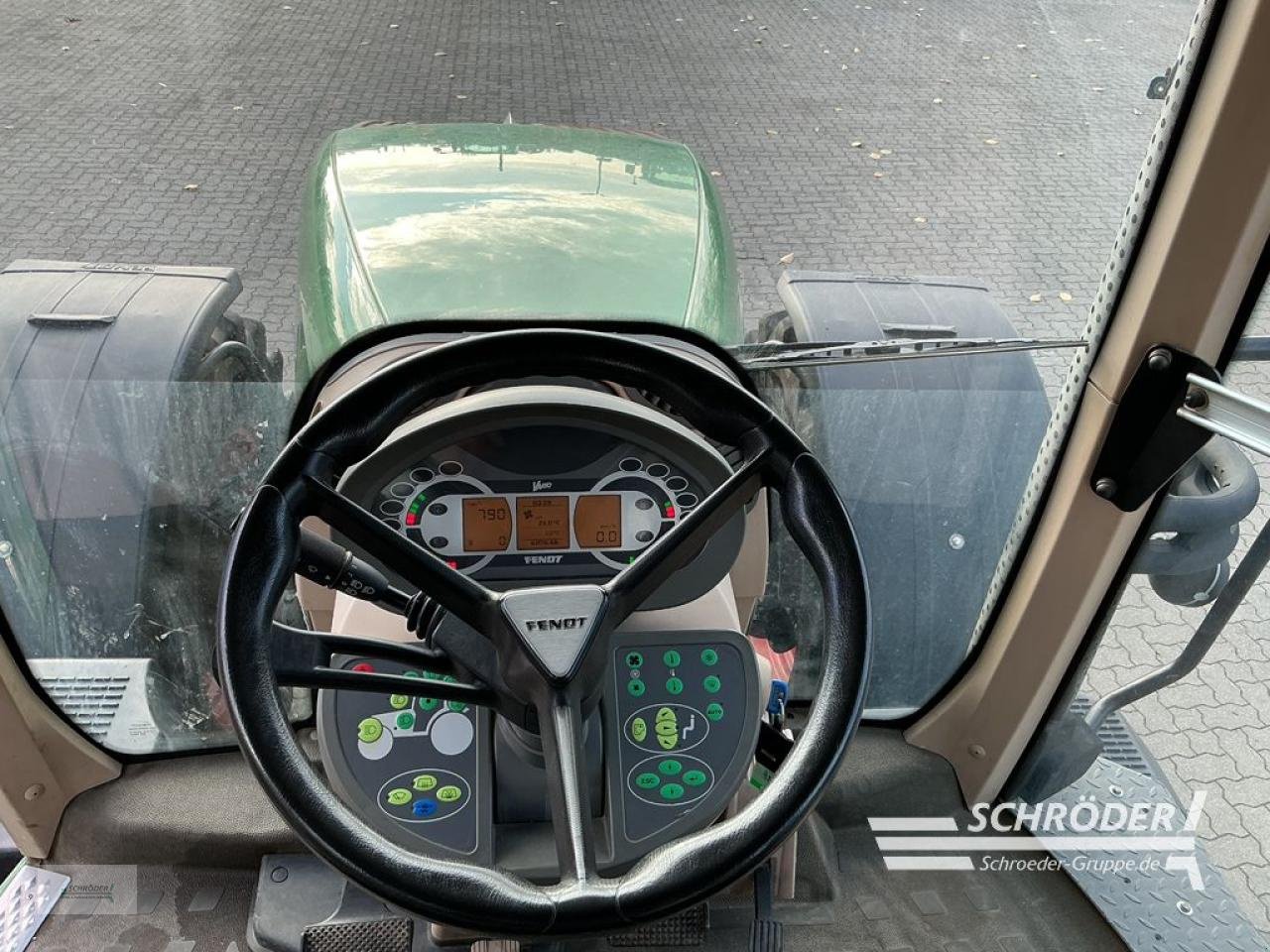 Traktor des Typs Fendt 933 VARIO | NUR 6057 STUNDEN !!, Gebrauchtmaschine in Penzlin (Bild 21)